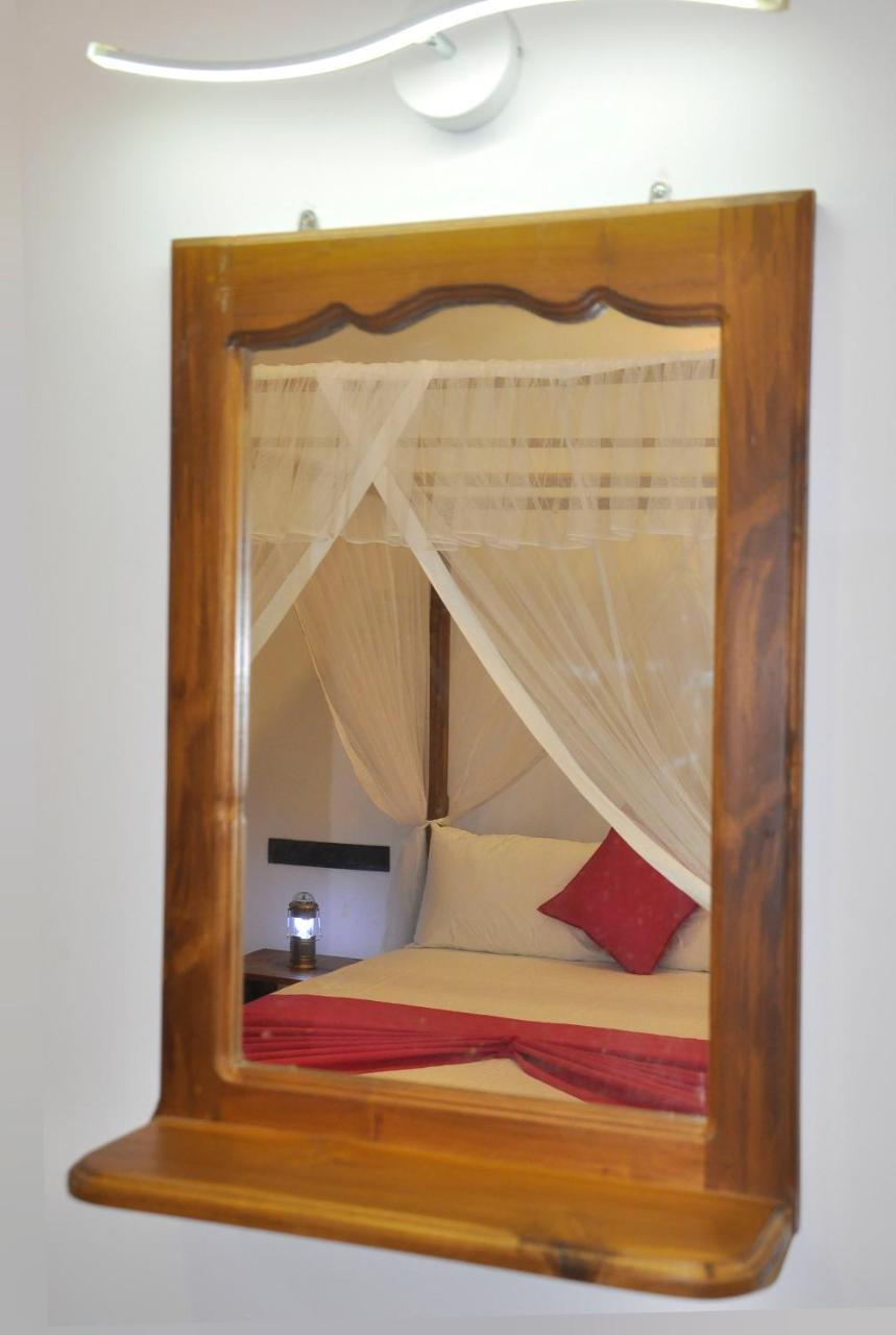 Maduranga N Guest Bed and Breakfast Mirissa Εξωτερικό φωτογραφία