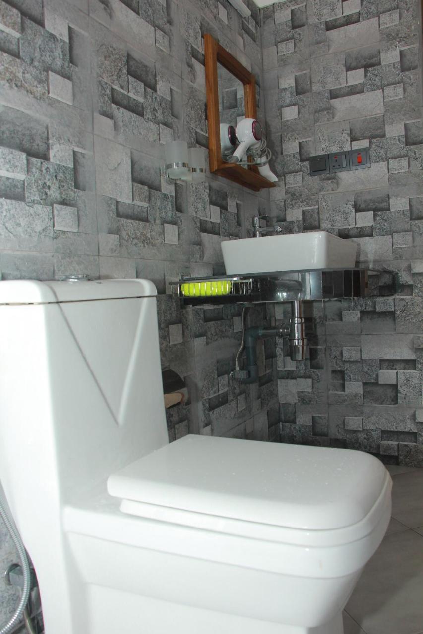Maduranga N Guest Bed and Breakfast Mirissa Εξωτερικό φωτογραφία